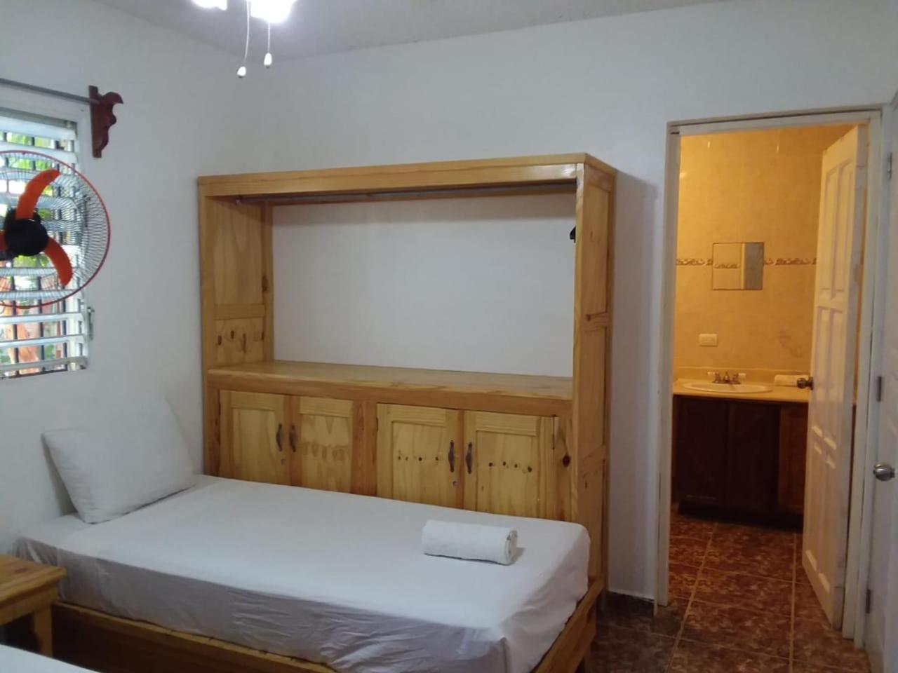 Las Galeras Island Hostel Екстериор снимка